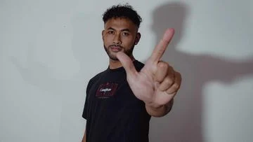 Aqil Savik Resmi Gabung Persija, Rekrutan Kedua di Era Shin Tae-yong: Membangun Kekuatan Baru