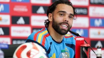David Raya Siap Menggoyangkan Kiper-Kiper Top Spanyol di Piala Dunia 2026!