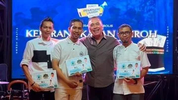 Usai Persib Juara, Iwan Bule Penuhi Nazarnya: Menginspirasi Dengan Tindakan Mulia