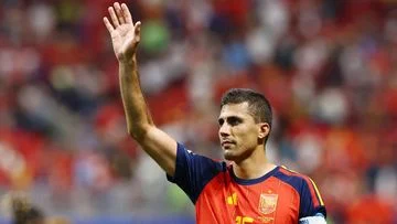 Demi Rodri, Real Madrid ‘Tumbalkan’ Pemain Ini? Strategi Baru Los Blancos