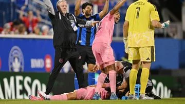 Momen Rekan Setim Messi Cedera Horor, Sempat Kolaps di Lapangan