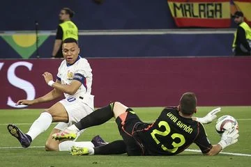 Prancis Vs Spanyol: Unai Simon Ingin Hindari Adu Penalti, Apa Strateginya?