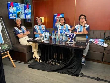Serunya Nobar Argentina Vs Mesir Bareng Mizone! Fans Saling Adu Chant