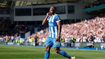 Welbeck Menuju Chelsea, Gary Neville Masih Menyesalkan Keputusan Manchester United!