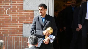 Maresca soal Masa Depan Rodri: Lihat Saja Nanti, Apa yang Akan Terjadi?