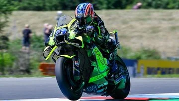 MOTOGP INGGRIS 2026: BAGNAIA DAN OGURA CRASH! KOMPETITOR DUA PEBA LAP TAK BISA JALAN LANJUT