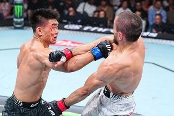 Kejutan Mengguncang UFC: Bukan Pukulan Hoki yang Runtuhkan Umar Nurmagomedov, Namun Shovel Uppercut Dramatis